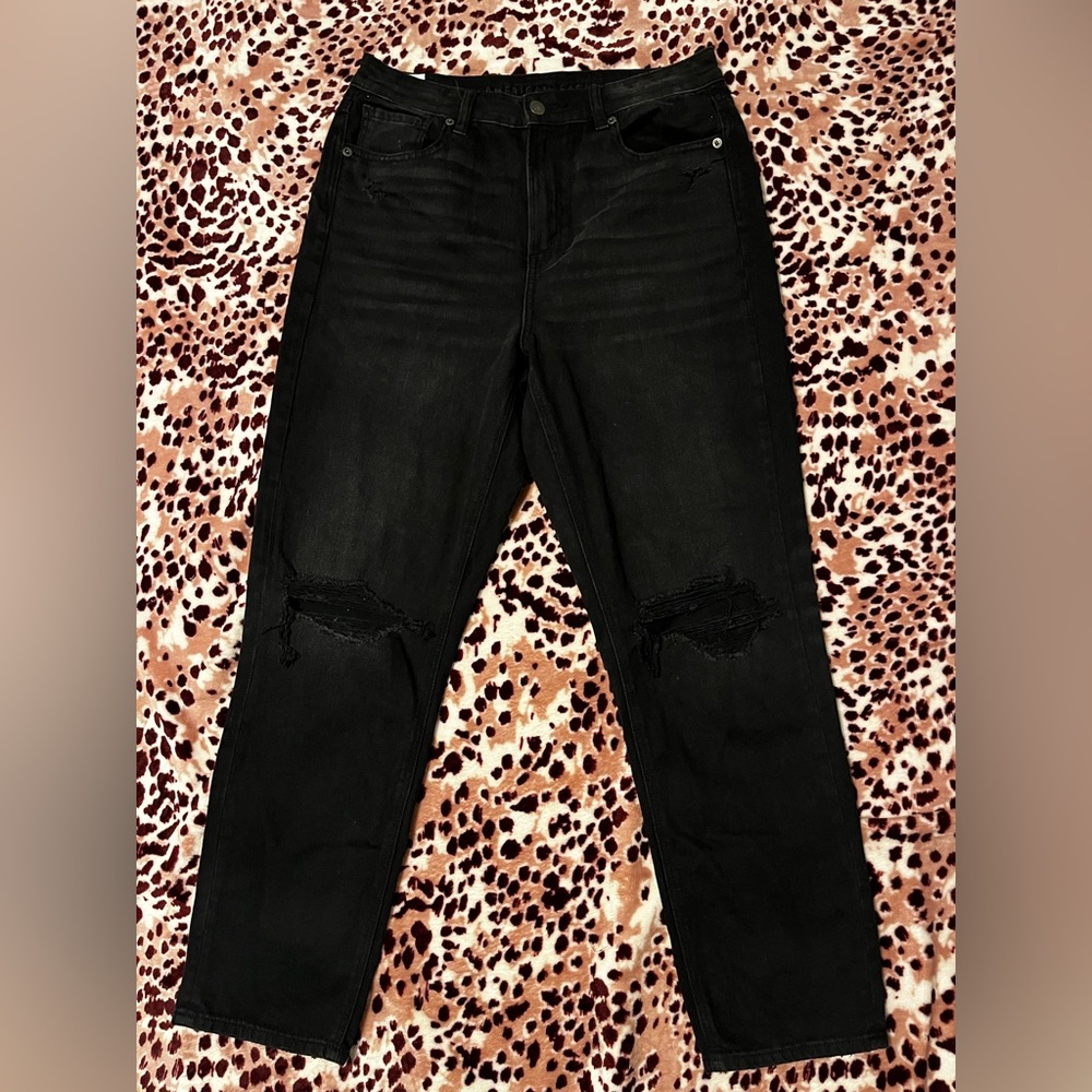 American Eagle Outfitters Black Ripped mom Jeans